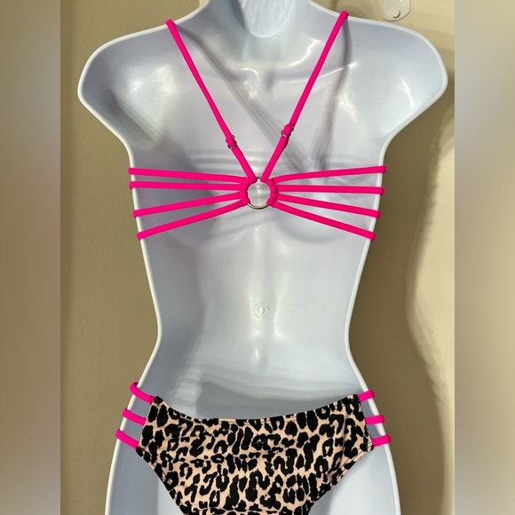 Leopard Print Hot Pink Strappy High Cut Bikini Set - Picture 7 of 10